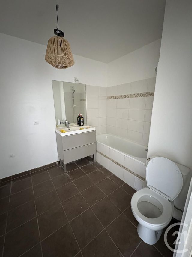 Appartement F3 &agrave; louer - 3 pi&egrave;ces - 62 m2 - St Pierre Du Perray - 91 - ILE-DE-FRANCE