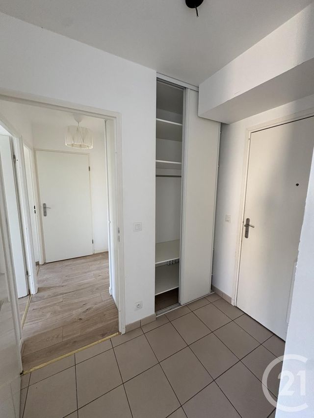 Appartement F3 &agrave; louer - 3 pi&egrave;ces - 62 m2 - St Pierre Du Perray - 91 - ILE-DE-FRANCE