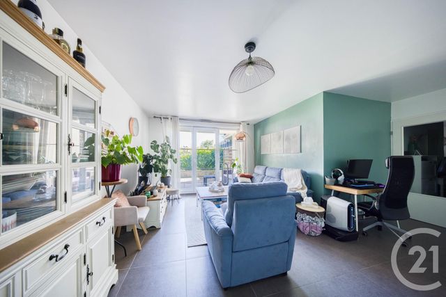 Appartement F3 &agrave; vendre - 3 pi&egrave;ces - 67,16 m2 - Vigneux Sur Seine - 91 - ILE-DE-FRANCE