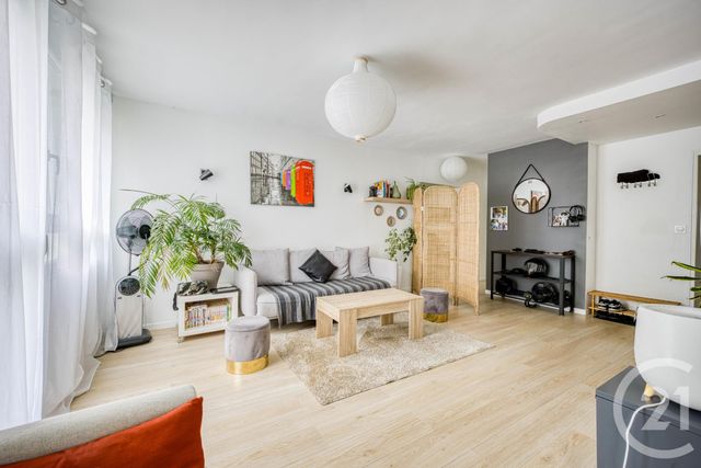 Appartement F4 &agrave; vendre - 4 pi&egrave;ces - 68,08 m2 - Crosne - 91 - ILE-DE-FRANCE