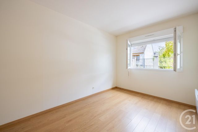 Appartement Duplex &agrave; vendre - 3 pi&egrave;ces - 65,19 m2 - Vigneux Sur Seine - 91 - ILE-DE-FRANCE