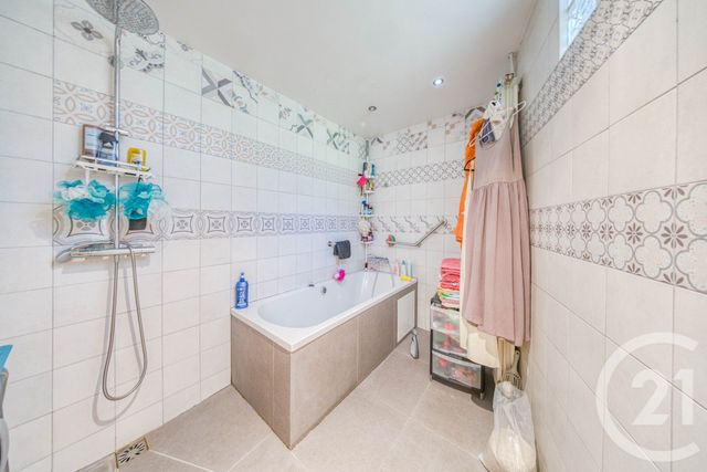 Maison &agrave; vendre - 6 pi&egrave;ces - 130,57 m2 - Vigneux Sur Seine - 91 - ILE-DE-FRANCE