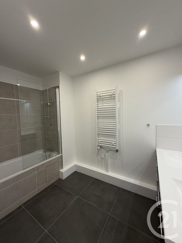 Appartement F3 &agrave; louer - 3 pi&egrave;ces - 77 m2 - Vigneux Sur Seine - 91 - ILE-DE-FRANCE