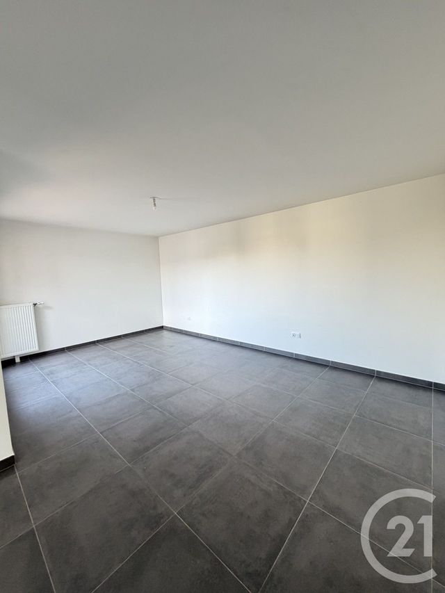 Appartement F3 &agrave; louer - 3 pi&egrave;ces - 77 m2 - Vigneux Sur Seine - 91 - ILE-DE-FRANCE