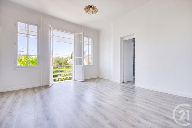 Appartement &agrave; vendre - 3 pi&egrave;ces - 72,16 m2 - Soisy Sur Seine - 91 - ILE-DE-FRANCE