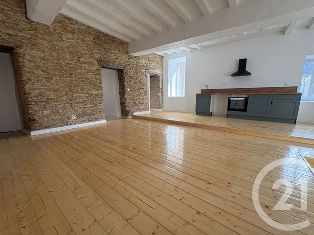 Appartement à louer SEGRE EN ANJOU BLEU