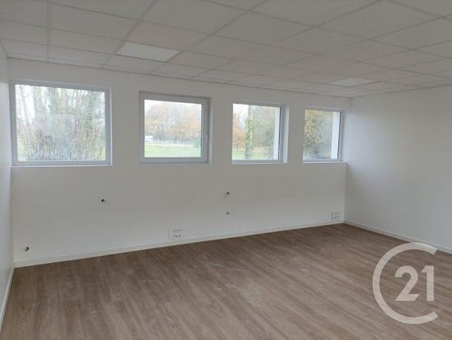 Bureaux à louer - 92.0 m2 - 49 - Maine-et-Loire