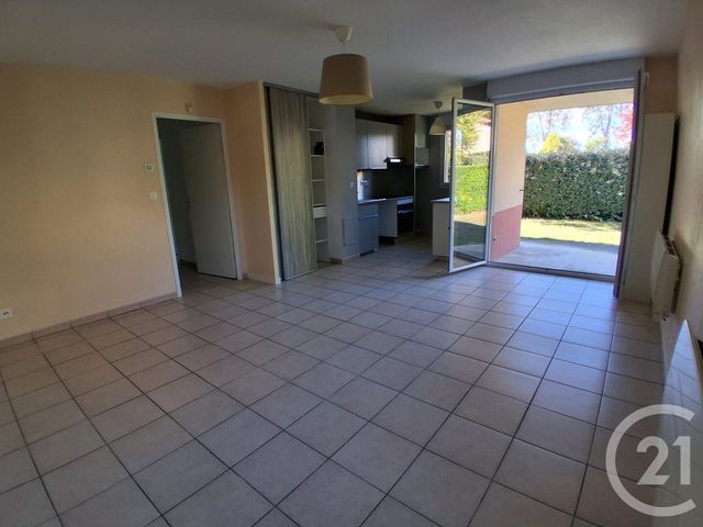 Appartement T3 &agrave; louer - 3 pi&egrave;ces - 61,87 m2 - Castelnau D Estretefonds - 31 - MIDI-PYRENEES