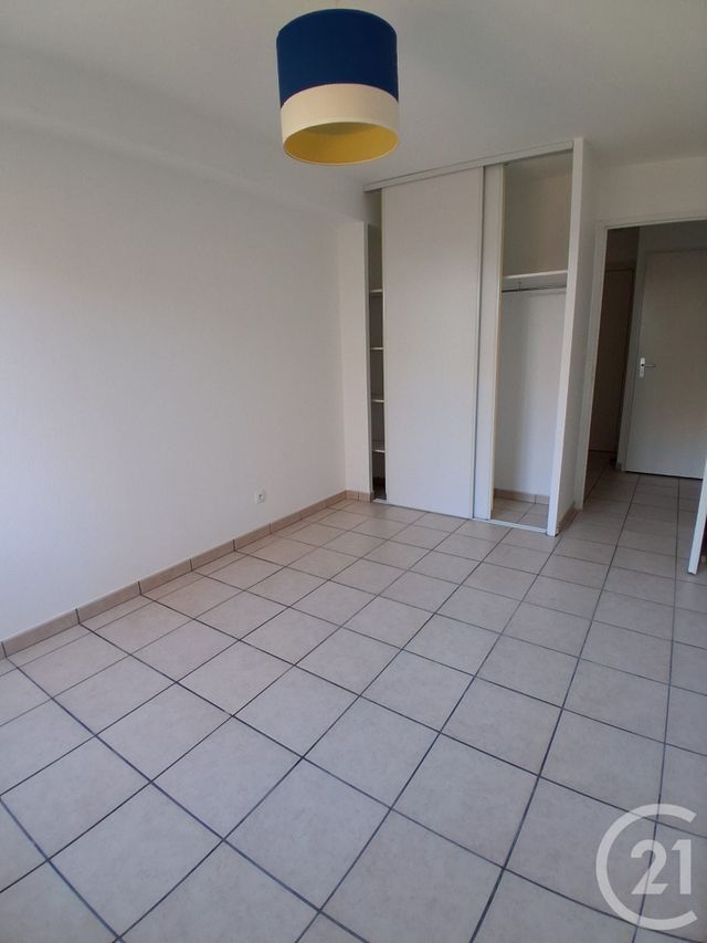 Appartement T3 &agrave; louer - 3 pi&egrave;ces - 61,87 m2 - Castelnau D Estretefonds - 31 - MIDI-PYRENEES