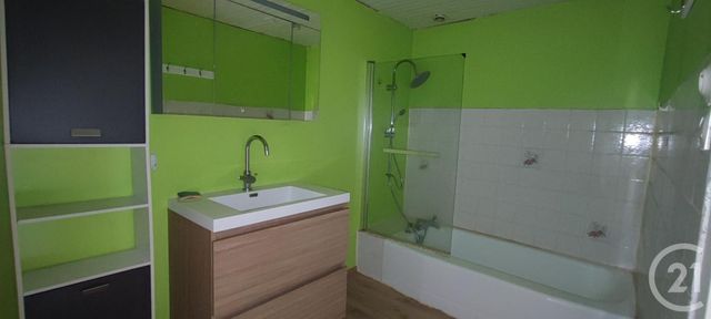 Maison &agrave; vendre - 3 pi&egrave;ces - 73 m2 - Frugieres Le Pin - 43 - AUVERGNE