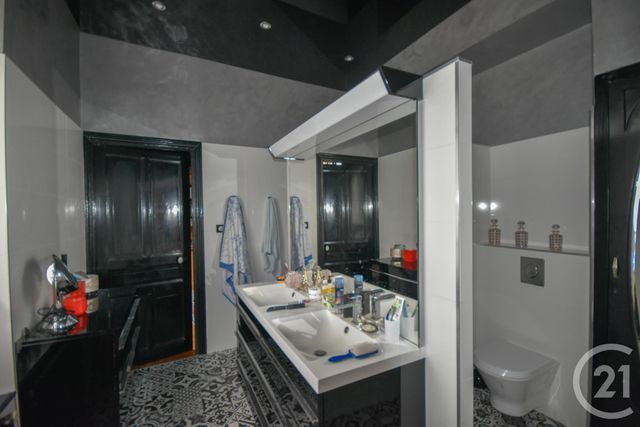 Maison &agrave; vendre - 7 pi&egrave;ces - 227 m2 - Brioude - 43 - AUVERGNE