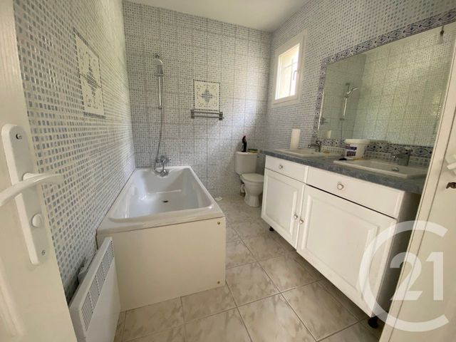 Maison &agrave; vendre - 9 pi&egrave;ces - 242,54 m2 - La Seyne Sur Mer - 83 - PROVENCE-ALPES-COTE-D-AZUR