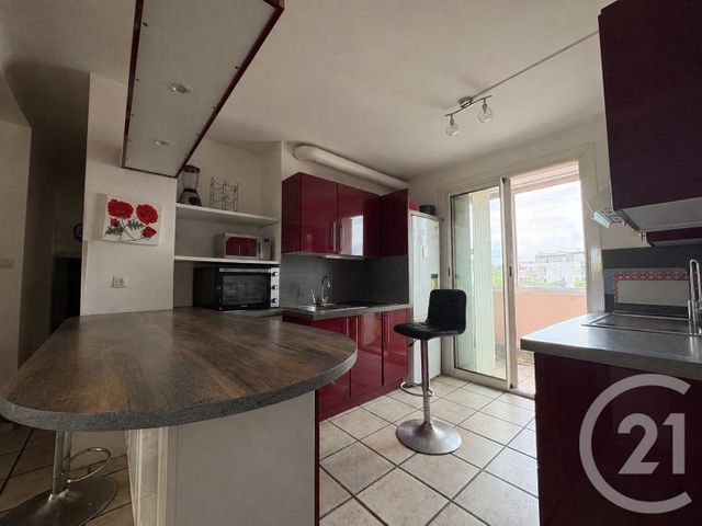 Appartement F3 &agrave; vendre - 3 pi&egrave;ces - 55 m2 - La Seyne Sur Mer - 83 - PROVENCE-ALPES-COTE-D-AZUR