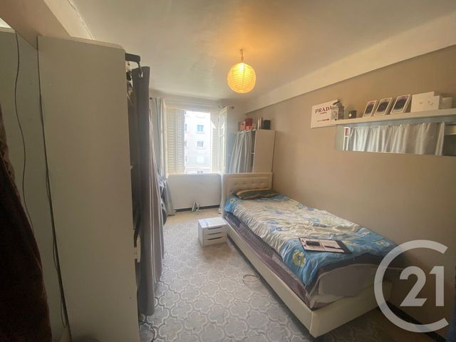 Appartement F5 &agrave; vendre - 5 pi&egrave;ces - 76,89 m2 - La Seyne Sur Mer - 83 - PROVENCE-ALPES-COTE-D-AZUR