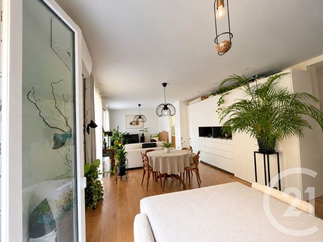 Appartement F3 &agrave; vendre - 3 pi&egrave;ces - 71 m2 - La Seyne Sur Mer - 83 - PROVENCE-ALPES-COTE-D-AZUR