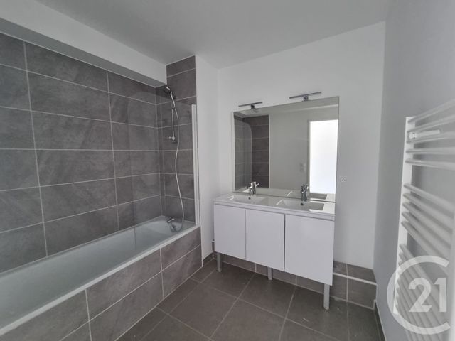 Appartement F4 &agrave; vendre - 4 pi&egrave;ces - 77,96 m2 - La Seyne Sur Mer - 83 - PROVENCE-ALPES-COTE-D-AZUR