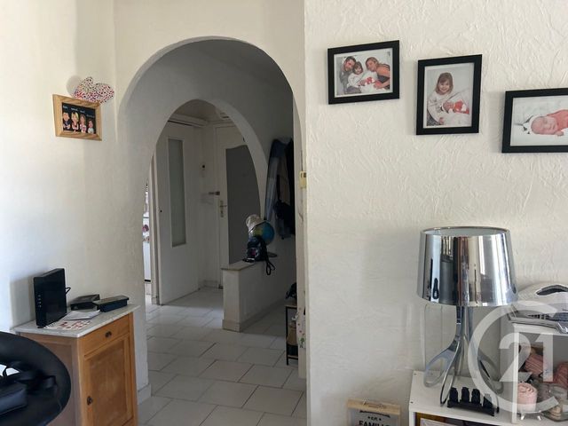 Appartement F4 &agrave; vendre - 4 pi&egrave;ces - 70 m2 - La Seyne Sur Mer - 83 - PROVENCE-ALPES-COTE-D-AZUR