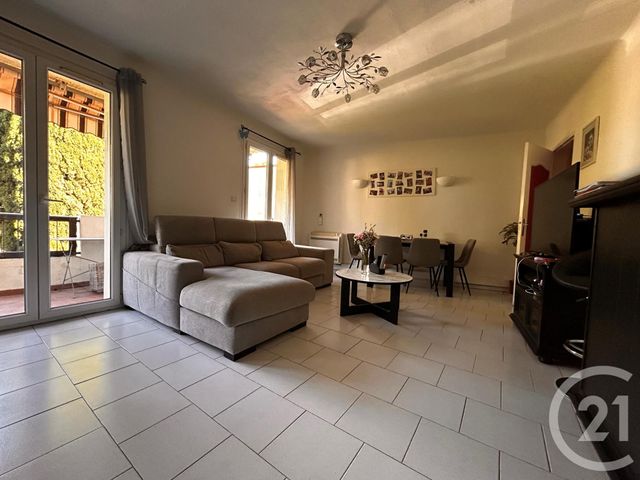 Appartement F4 &agrave; vendre - 4 pi&egrave;ces - 70 m2 - La Seyne Sur Mer - 83 - PROVENCE-ALPES-COTE-D-AZUR