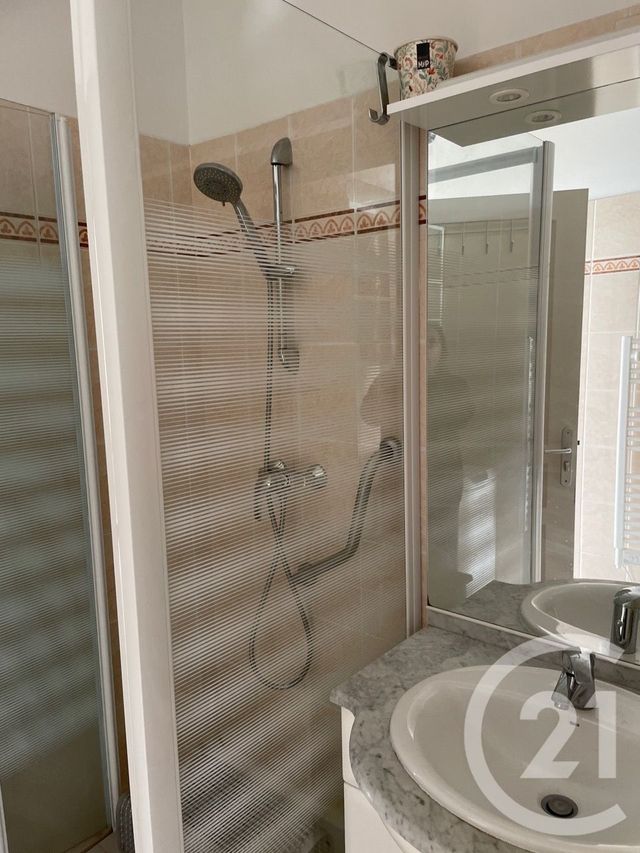 Appartement F3 &agrave; vendre - 3 pi&egrave;ces - 72,03 m2 - La Seyne Sur Mer - 83 - PROVENCE-ALPES-COTE-D-AZUR