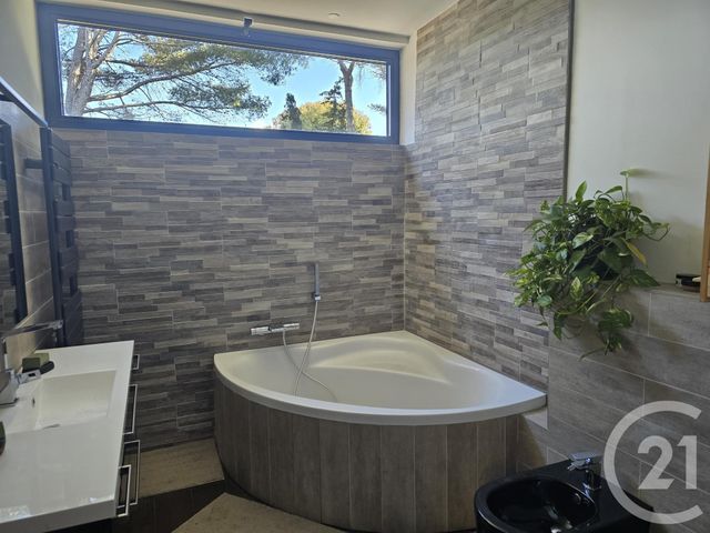 Maison &agrave; vendre - 6 pi&egrave;ces - 196,40 m2 - La Seyne Sur Mer - 83 - PROVENCE-ALPES-COTE-D-AZUR