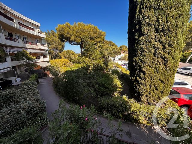 Appartement F4 &agrave; vendre - 4 pi&egrave;ces - 70 m2 - La Seyne Sur Mer - 83 - PROVENCE-ALPES-COTE-D-AZUR
