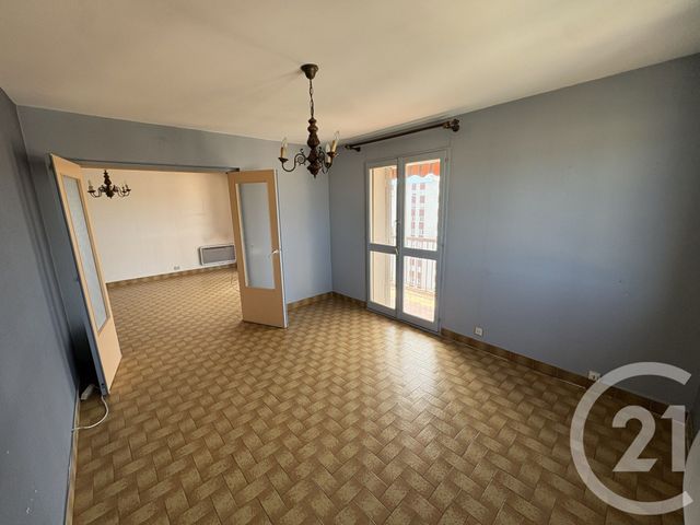 Appartement &agrave; vendre - 4 pi&egrave;ces - 87 m2 - La Seyne Sur Mer - 83 - PROVENCE-ALPES-COTE-D-AZUR