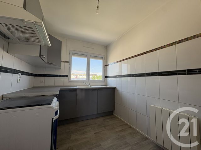 Appartement F3 &agrave; vendre - 3 pi&egrave;ces - 57,45 m2 - La Seyne Sur Mer - 83 - PROVENCE-ALPES-COTE-D-AZUR