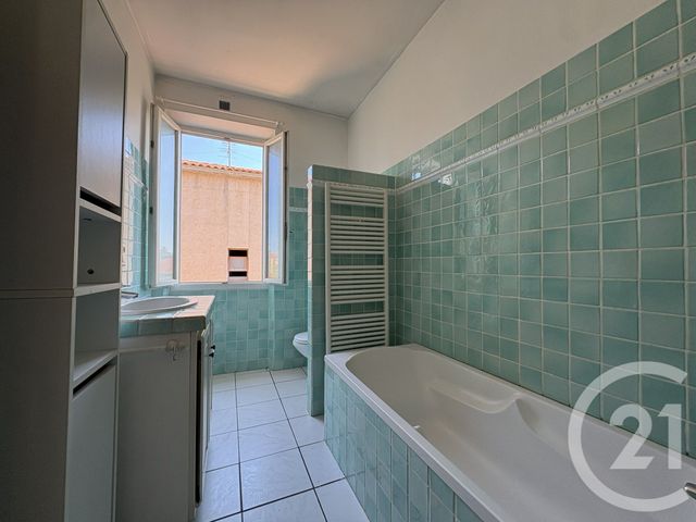 Appartement F3 &agrave; vendre - 3 pi&egrave;ces - 71,64 m2 - La Seyne Sur Mer - 83 - PROVENCE-ALPES-COTE-D-AZUR