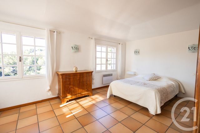 Maison &agrave; vendre - 8 pi&egrave;ces - 239 m2 - Ollioules - 83 - PROVENCE-ALPES-COTE-D-AZUR