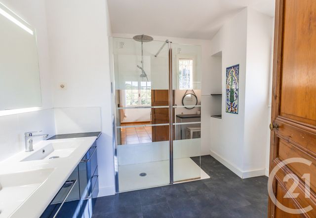 Maison &agrave; vendre - 8 pi&egrave;ces - 239 m2 - Ollioules - 83 - PROVENCE-ALPES-COTE-D-AZUR