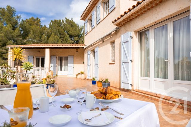 Maison &agrave; vendre - 8 pi&egrave;ces - 239 m2 - Ollioules - 83 - PROVENCE-ALPES-COTE-D-AZUR