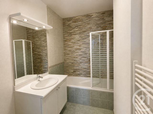 Appartement F2 &agrave; vendre - 2 pi&egrave;ces - 46,01 m2 - La Seyne Sur Mer - 83 - PROVENCE-ALPES-COTE-D-AZUR