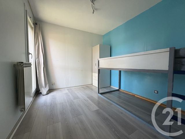 Appartement F4 &agrave; vendre - 4 pi&egrave;ces - 80 m2 - La Seyne Sur Mer - 83 - PROVENCE-ALPES-COTE-D-AZUR