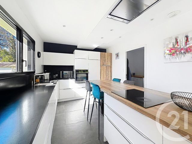 Maison &agrave; vendre - 5 pi&egrave;ces - 142,30 m2 - La Foret Fouesnant - 29 - BRETAGNE