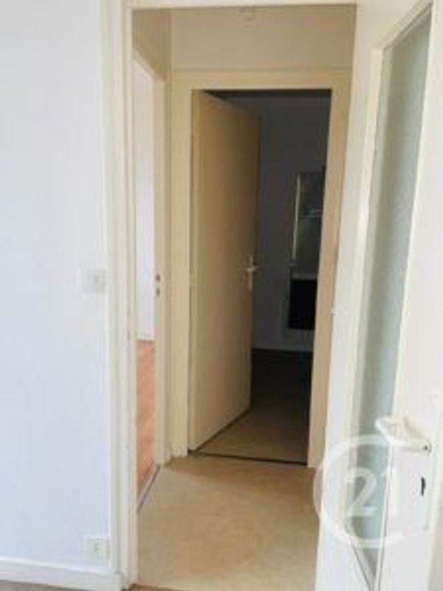 Appartement &agrave; louer - 2 pi&egrave;ces - 33,60 m2 - Pont L Abbe - 29 - BRETAGNE
