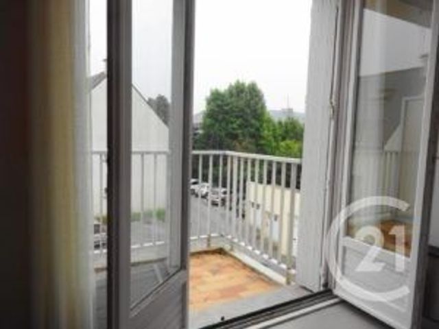 Appartement &agrave; louer - 2 pi&egrave;ces - 33,60 m2 - Pont L Abbe - 29 - BRETAGNE