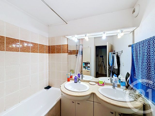 Appartement F3 &agrave; vendre - 3 pi&egrave;ces - 62 m2 - Pont L Abbe - 29 - BRETAGNE