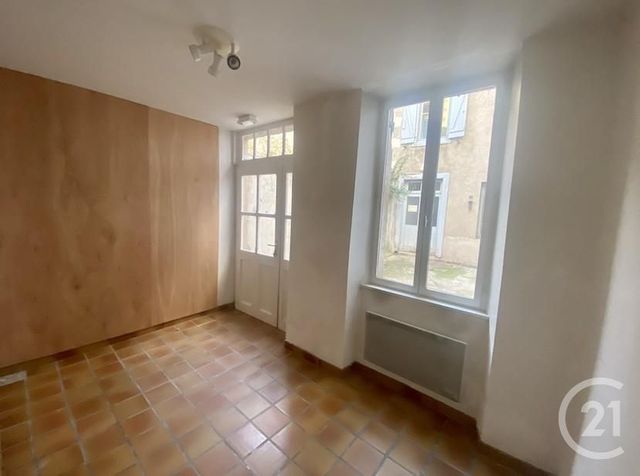 Appartement F4 &agrave; louer - 5 pi&egrave;ces - 58,19 m2 - Salies Du Salat - 31 - MIDI-PYRENEES