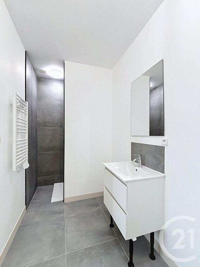 Appartement &agrave; louer - 2 pi&egrave;ces - 59,78 m2 - Salies Du Salat - 31 - MIDI-PYRENEES