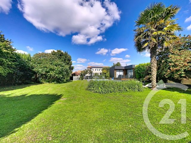 Maison &agrave; vendre - 7 pi&egrave;ces - 220 m2 - Tonnay Charente - 17 - POITOU-CHARENTES