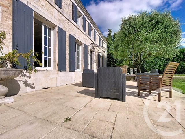 Maison &agrave; vendre - 7 pi&egrave;ces - 220 m2 - Tonnay Charente - 17 - POITOU-CHARENTES