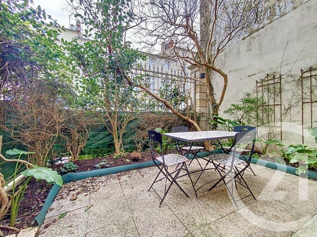 Appartement F2 &agrave; vendre - 2 pi&egrave;ces - 38 m2 - Rochefort - 17 - POITOU-CHARENTES
