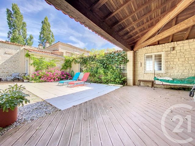 Maison &agrave; vendre - 8 pi&egrave;ces - 190 m2 - Tonnay Charente - 17 - POITOU-CHARENTES