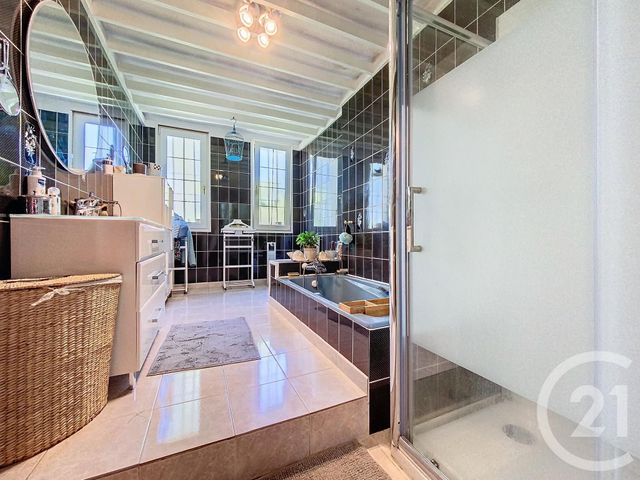 Maison &agrave; vendre - 8 pi&egrave;ces - 190 m2 - Tonnay Charente - 17 - POITOU-CHARENTES