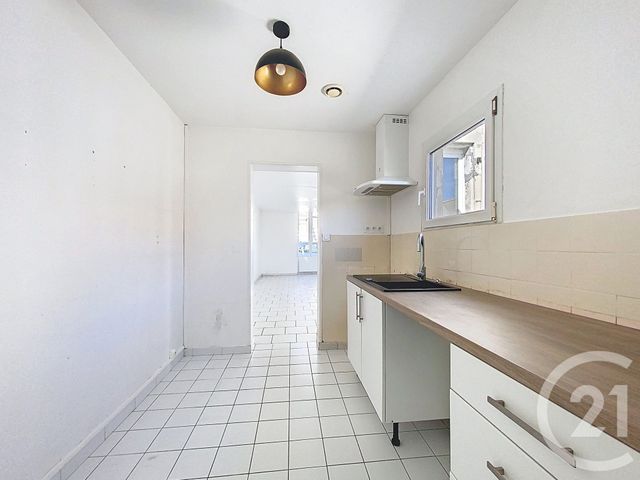 Maison &agrave; vendre - 3 pi&egrave;ces - 88,64 m2 - Rochefort - 17 - POITOU-CHARENTES