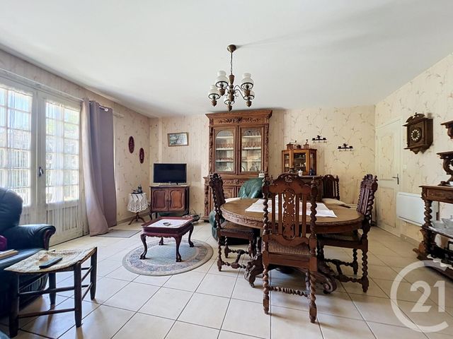 Maison &agrave; vendre - 4 pi&egrave;ces - 112,63 m2 - Puyrolland - 17 - POITOU-CHARENTES