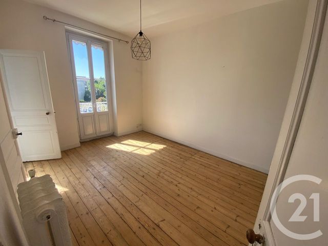 Maison &agrave; vendre - 8 pi&egrave;ces - 121 m2 - Rochefort - 17 - POITOU-CHARENTES