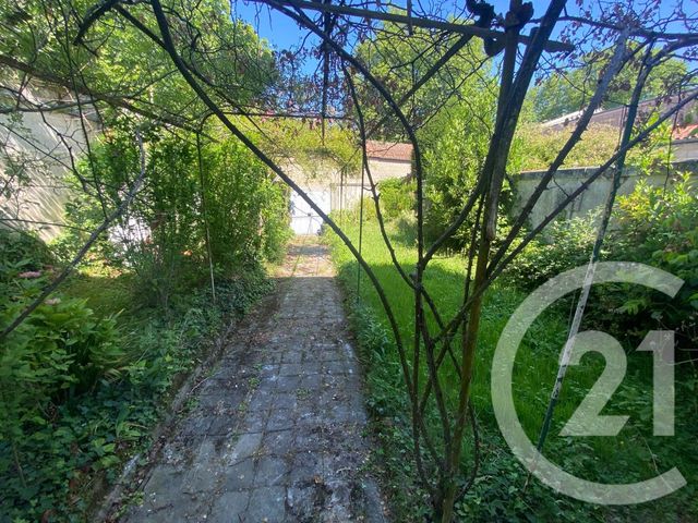 Maison &agrave; vendre - 8 pi&egrave;ces - 121 m2 - Rochefort - 17 - POITOU-CHARENTES