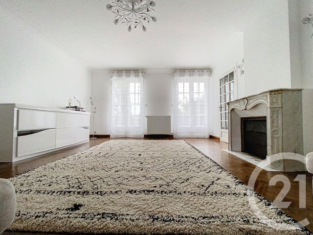 Appartement Chambre &agrave; louer - 1 pi&egrave;ce - 15,50 m2 - Rochefort - 17 - POITOU-CHARENTES