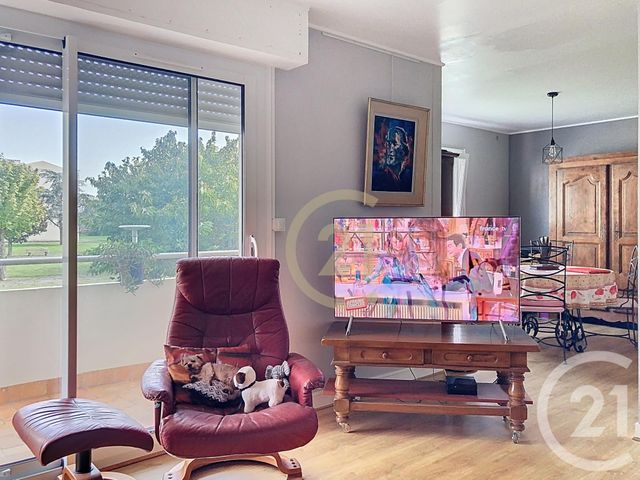 Appartement F4 &agrave; vendre - 5 pi&egrave;ces - 90 m2 - Rochefort - 17 - POITOU-CHARENTES